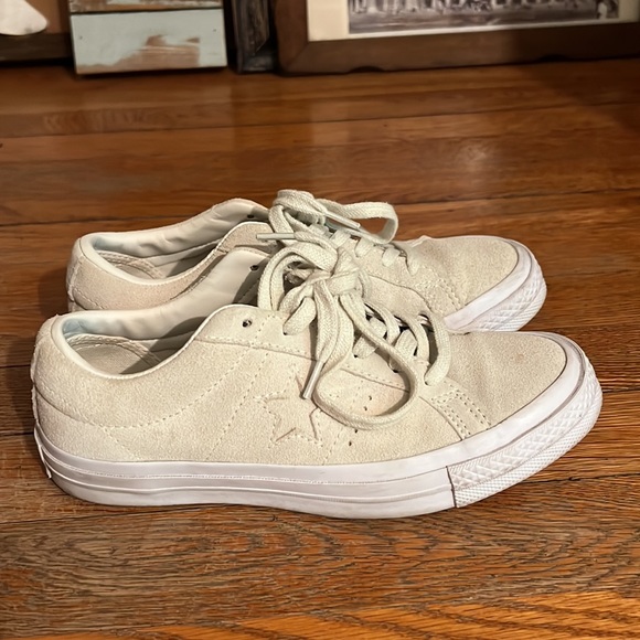 Converse Suede One Star Classic Retro Sneaker Size 6 - Picture 2 of 11